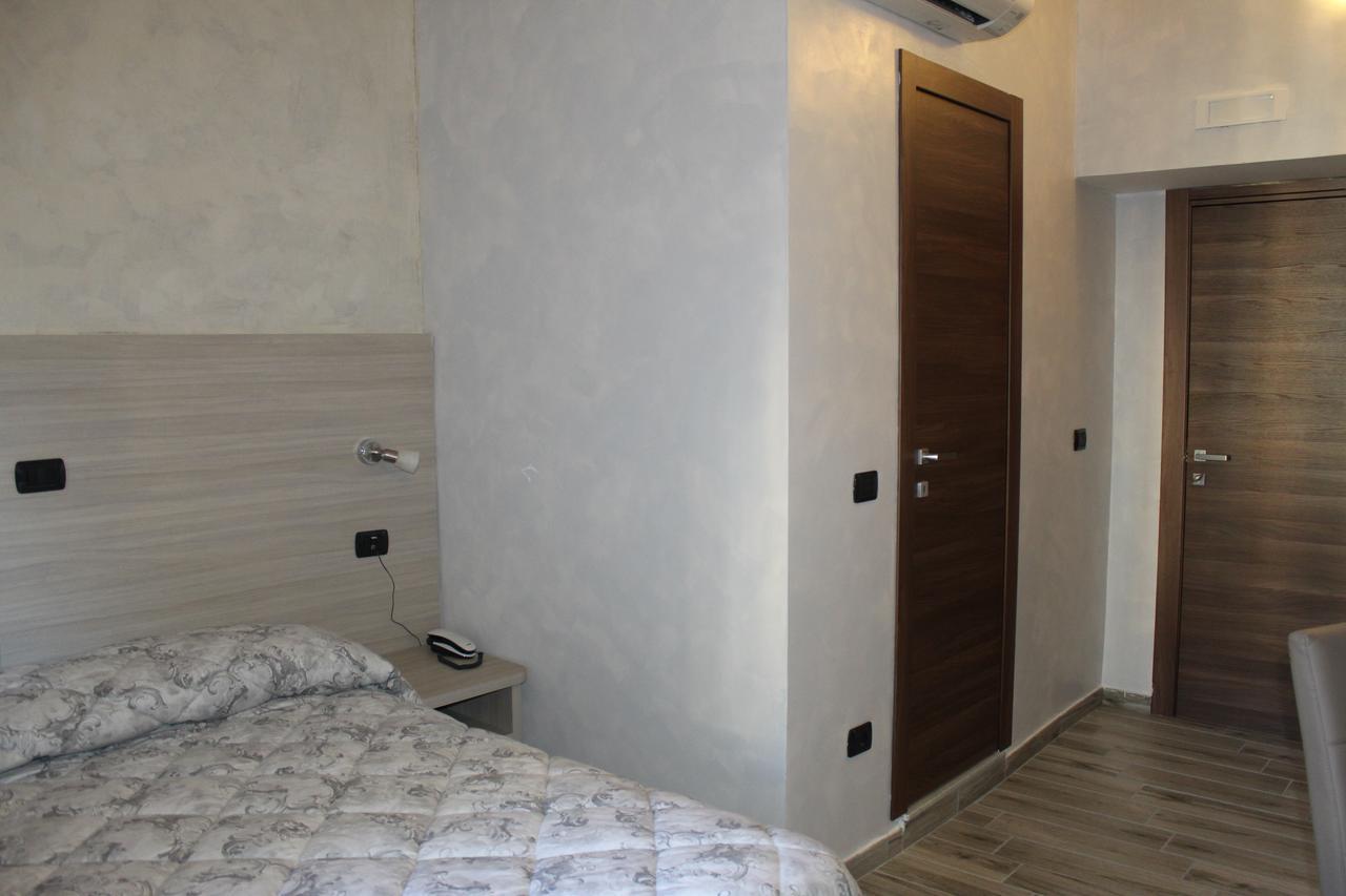 Ricci Rooms Genoa Exterior photo